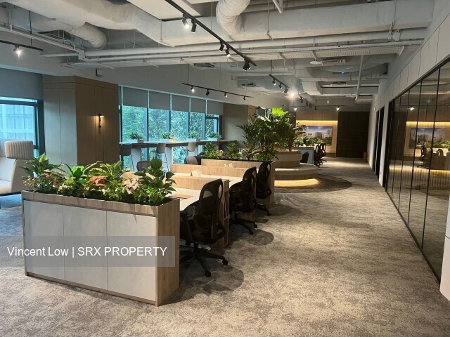 VisionCrest Commercial (D9), Office #485239301